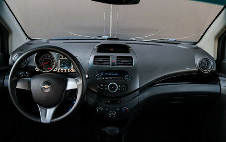 Chevrolet Spark III, 2012 год, 700 000 рублей, 9 фотография