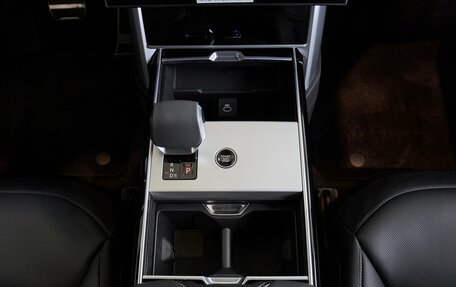 Land Rover Range Rover IV рестайлинг, 2025 год, 26 900 000 рублей, 16 фотография