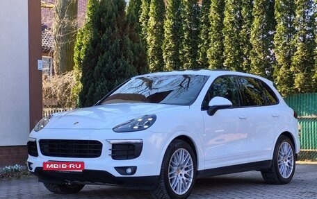 Porsche Cayenne III, 2017 год, 4 090 000 рублей, 2 фотография