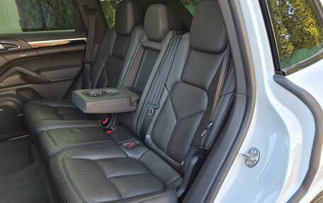 Porsche Cayenne III, 2017 год, 4 090 000 рублей, 25 фотография