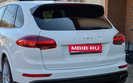Porsche Cayenne III, 2017 год, 4 090 000 рублей, 18 фотография