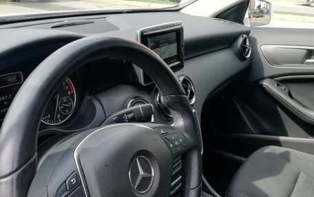 Mercedes-Benz A-Класс, 2014 год, 1 500 000 рублей, 4 фотография