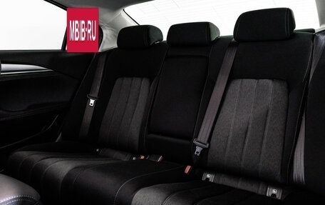 Mazda 6, 2019 год, 2 599 000 рублей, 30 фотография