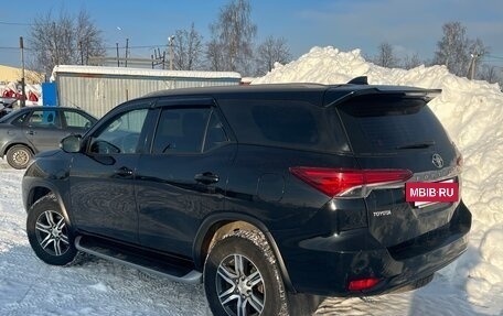 Toyota Fortuner II, 2019 год, 2 999 999 рублей, 4 фотография