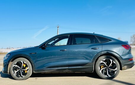 Audi e-tron Sportback I, 2020 год, 4 980 000 рублей, 2 фотография