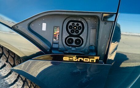 Audi e-tron Sportback I, 2020 год, 4 980 000 рублей, 10 фотография