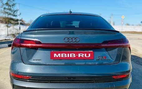 Audi e-tron Sportback I, 2020 год, 4 980 000 рублей, 4 фотография