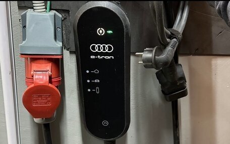 Audi e-tron Sportback I, 2020 год, 4 980 000 рублей, 24 фотография