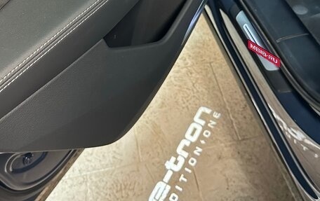 Audi e-tron Sportback I, 2020 год, 4 980 000 рублей, 23 фотография