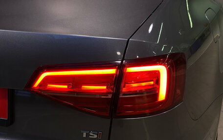 Volkswagen Jetta VI, 2018 год, 1 550 000 рублей, 8 фотография