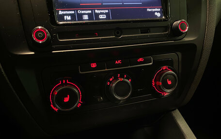 Volkswagen Jetta VI, 2018 год, 1 550 000 рублей, 13 фотография