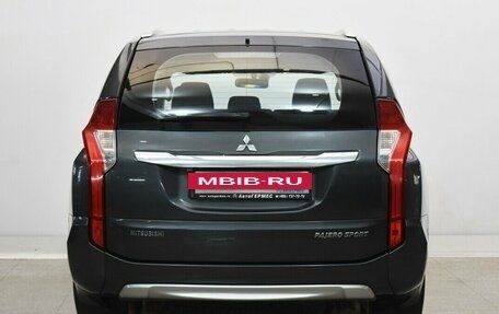 Mitsubishi Pajero Sport III рестайлинг, 2018 год, 3 130 000 рублей, 3 фотография