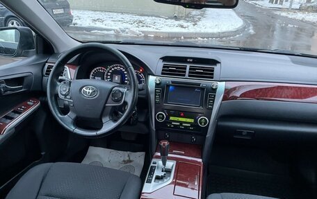 Toyota Camry, 2012 год, 1 580 000 рублей, 7 фотография