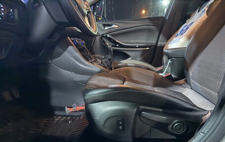 Opel Astra K, 2020 год, 1 600 000 рублей, 4 фотография