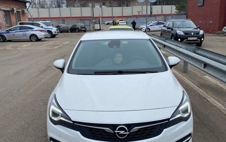 Opel Astra K, 2020 год, 1 600 000 рублей, 13 фотография