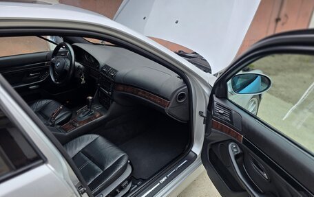 BMW 5 серия, 2001 год, 2 999 999 рублей, 17 фотография