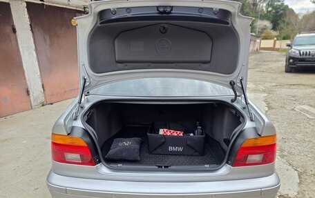 BMW 5 серия, 2001 год, 2 999 999 рублей, 16 фотография