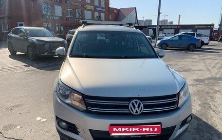 Volkswagen Tiguan I, 2013 год, 900 000 рублей, 2 фотография