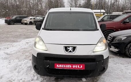 Peugeot Partner II рестайлинг 2, 2011 год, 450 000 рублей, 4 фотография