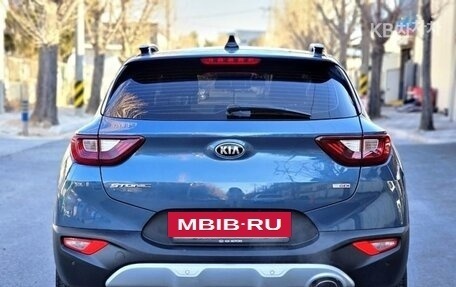 KIA Stonic, 2021 год, 1 343 000 рублей, 6 фотография