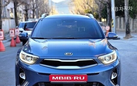 KIA Stonic, 2021 год, 1 343 000 рублей, 4 фотография