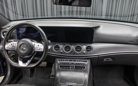 Mercedes-Benz E-Класс, 2019 год, 3 798 000 рублей, 15 фотография