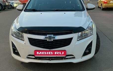 Chevrolet Cruze II, 2014 год, 557 000 рублей, 2 фотография