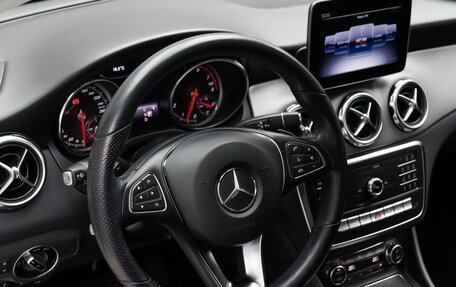 Mercedes-Benz GLA, 2019 год, 2 429 000 рублей, 10 фотография