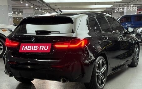 BMW 1 серия, 2024 год, 1 827 000 рублей, 4 фотография