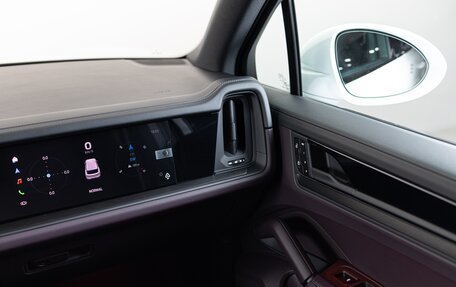 Porsche Cayenne III, 2026 год, 18 490 000 рублей, 19 фотография