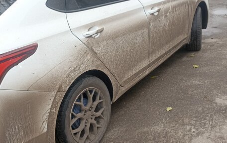 Hyundai Solaris II рестайлинг, 2019 год, 950 000 рублей, 6 фотография