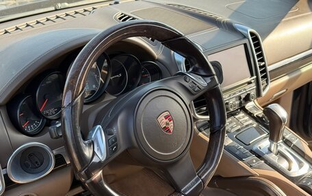 Porsche Cayenne III, 2011 год, 1 850 000 рублей, 18 фотография