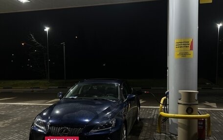 Lexus IS II рестайлинг 2, 2005 год, 1 450 000 рублей, 17 фотография