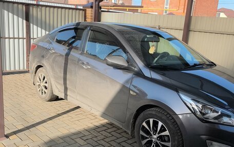 Hyundai Solaris II рестайлинг, 2014 год, 1 300 000 рублей, 2 фотография