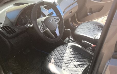 Hyundai Solaris II рестайлинг, 2014 год, 1 300 000 рублей, 4 фотография