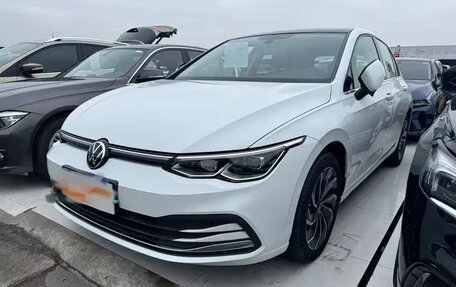 Volkswagen Golf VIII, 2022 год, 1 733 069 рублей, 1 фотография