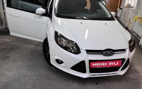 Ford Focus III, 2012 год, 800 000 рублей, 2 фотография