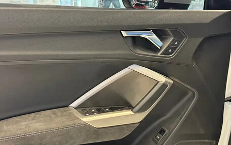 Audi Q3, 2022 год, 2 412 069 рублей, 12 фотография