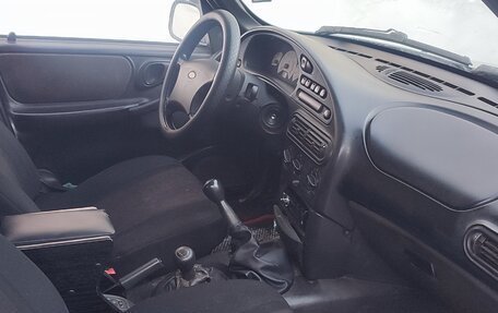 Chevrolet Niva I рестайлинг, 2006 год, 249 000 рублей, 4 фотография