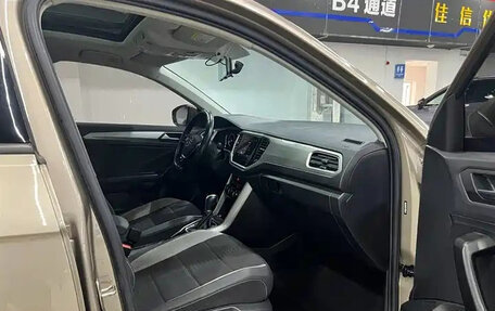 Volkswagen T-Roc I, 2022 год, 1 950 000 рублей, 16 фотография