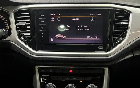 Volkswagen T-Roc I, 2022 год, 1 950 000 рублей, 14 фотография