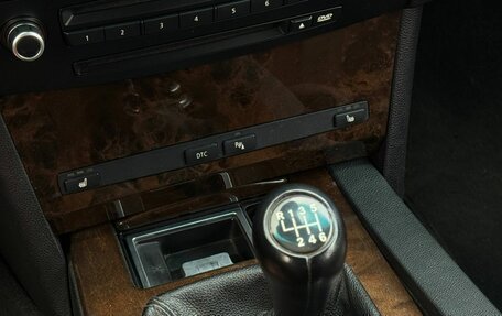 BMW 5 серия, 2003 год, 949 999 рублей, 16 фотография