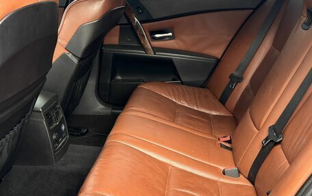 BMW 5 серия, 2003 год, 949 999 рублей, 18 фотография