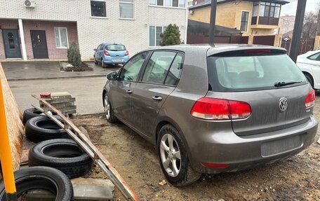 Volkswagen Golf VI, 2011 год, 520 000 рублей, 2 фотография