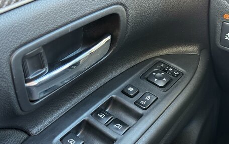 Mitsubishi Outlander III рестайлинг 3, 2018 год, 2 999 000 рублей, 13 фотография