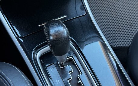 Mitsubishi Outlander III рестайлинг 3, 2018 год, 2 999 000 рублей, 12 фотография