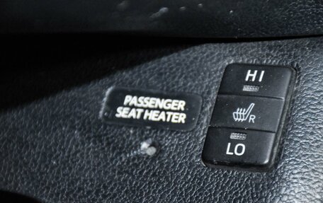 Toyota Prius IV XW50, 2017 год, 2 299 000 рублей, 25 фотография