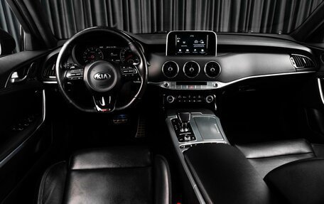 KIA Stinger I, 2019 год, 2 399 000 рублей, 9 фотография