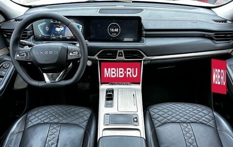 CheryExeed TXL, 2022 год, 1 800 000 рублей, 16 фотография