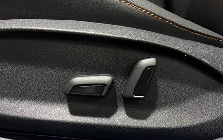 Volkswagen Bora, 2023 год, 1 750 000 рублей, 13 фотография